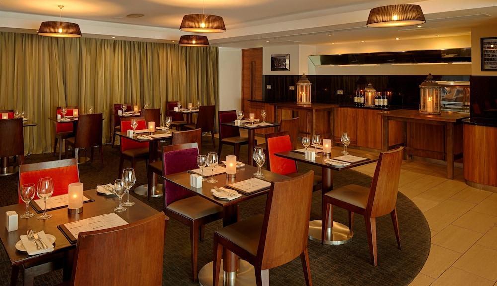 The Address Citywest Luaran gambar