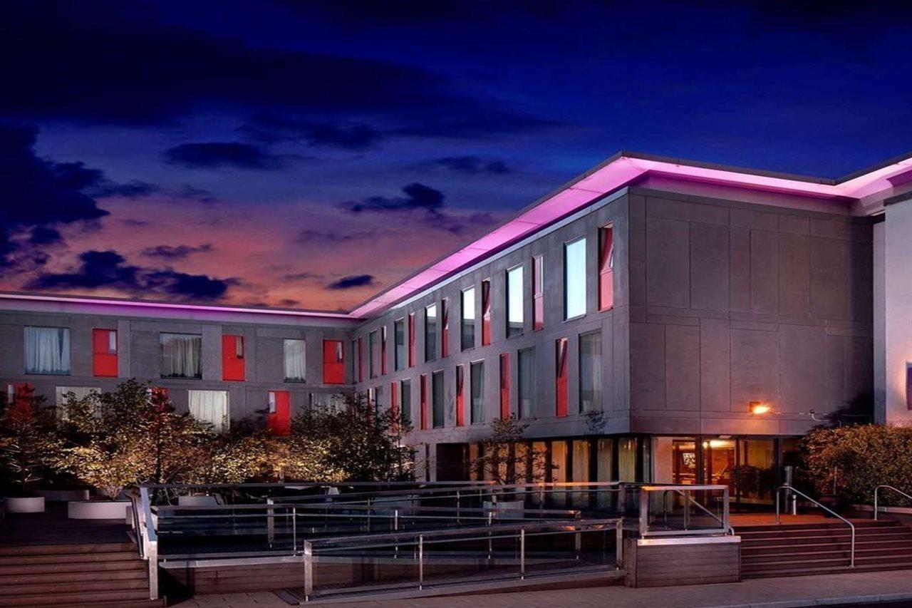 The Address Citywest Luaran gambar