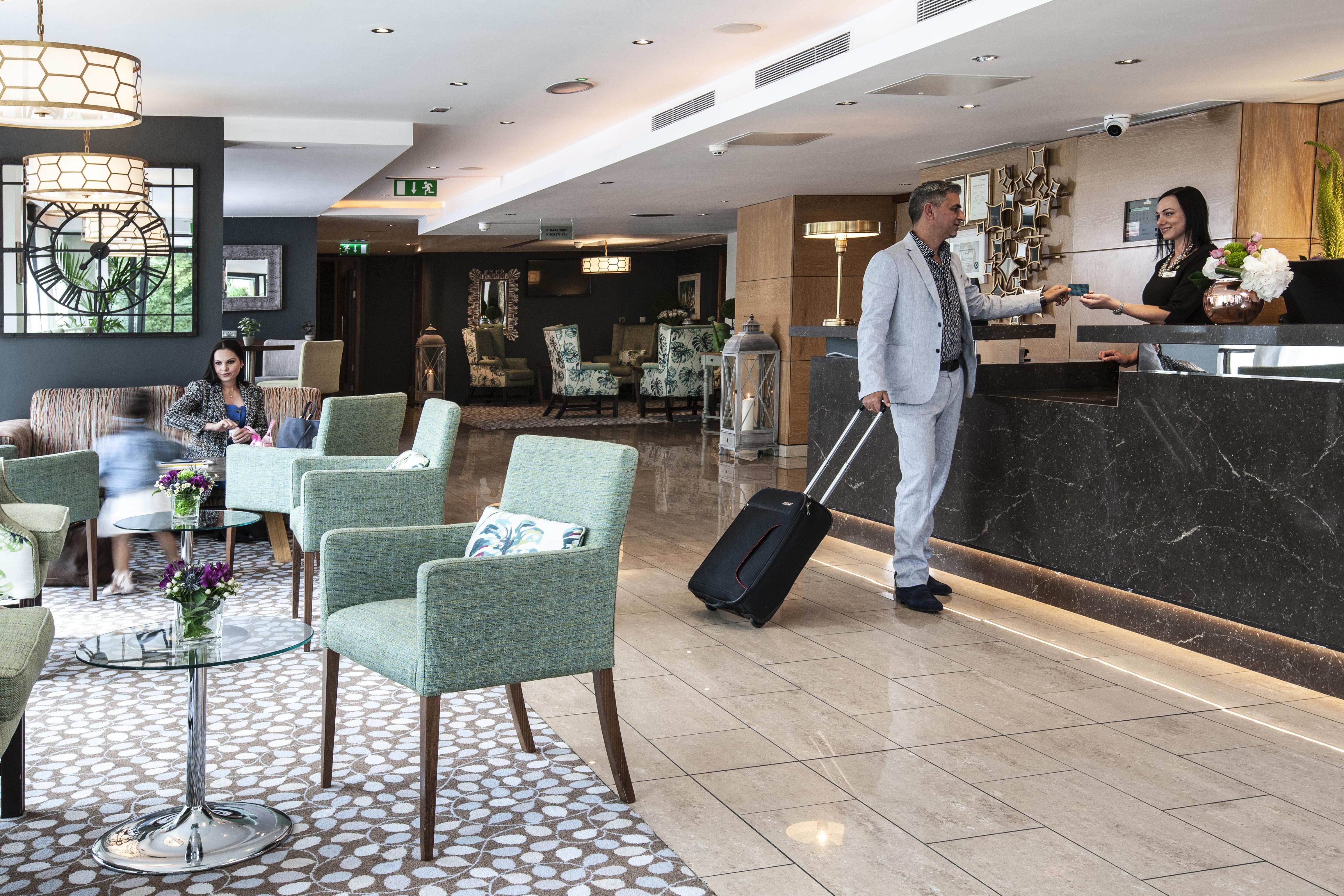 The Address Citywest Luaran gambar