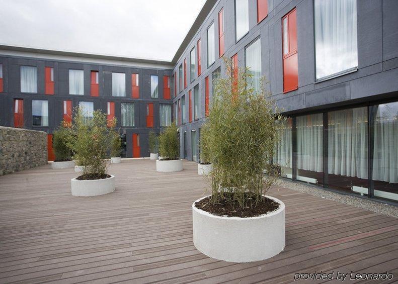 The Address Citywest Luaran gambar
