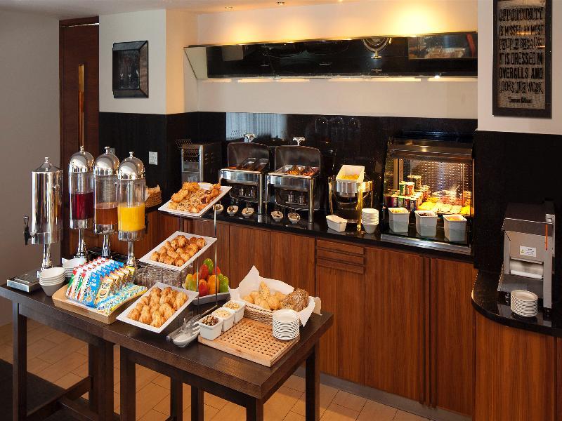 The Address Citywest Luaran gambar